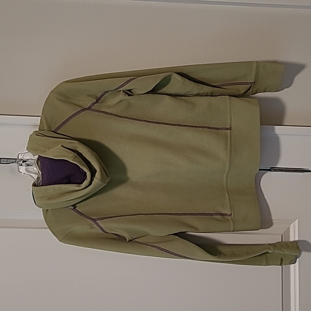 North Face Pullover - image 2